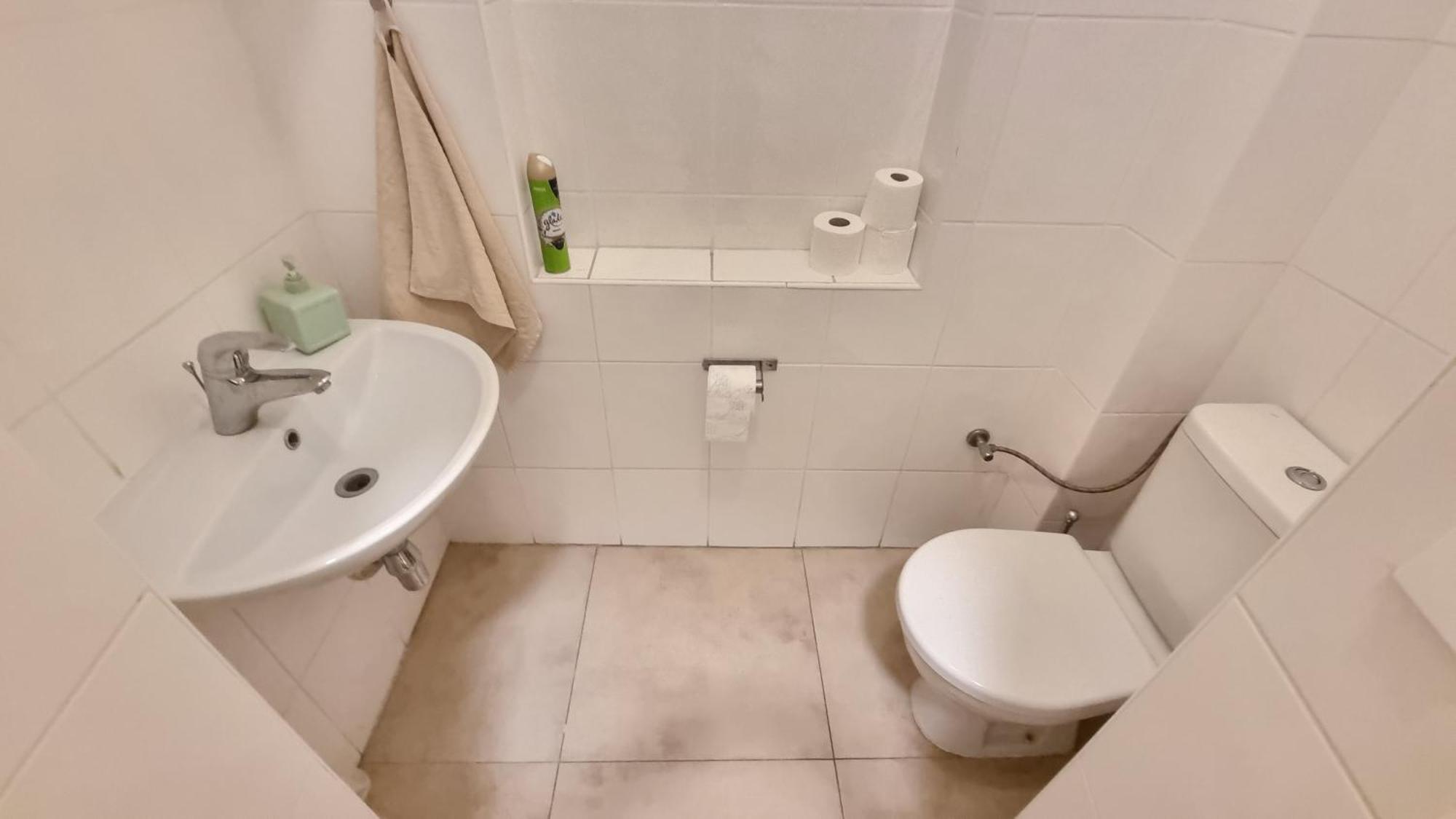 Finnem Rentals Tyrsova Πράγα Εξωτερικό φωτογραφία